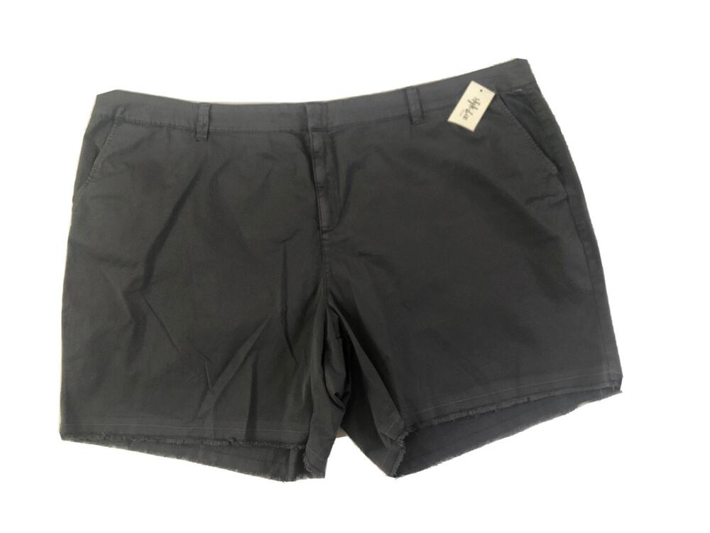 Style & Co Plus Size 24W Gray Chino Released Hem Shorts 7” Inseam Fringe #7373